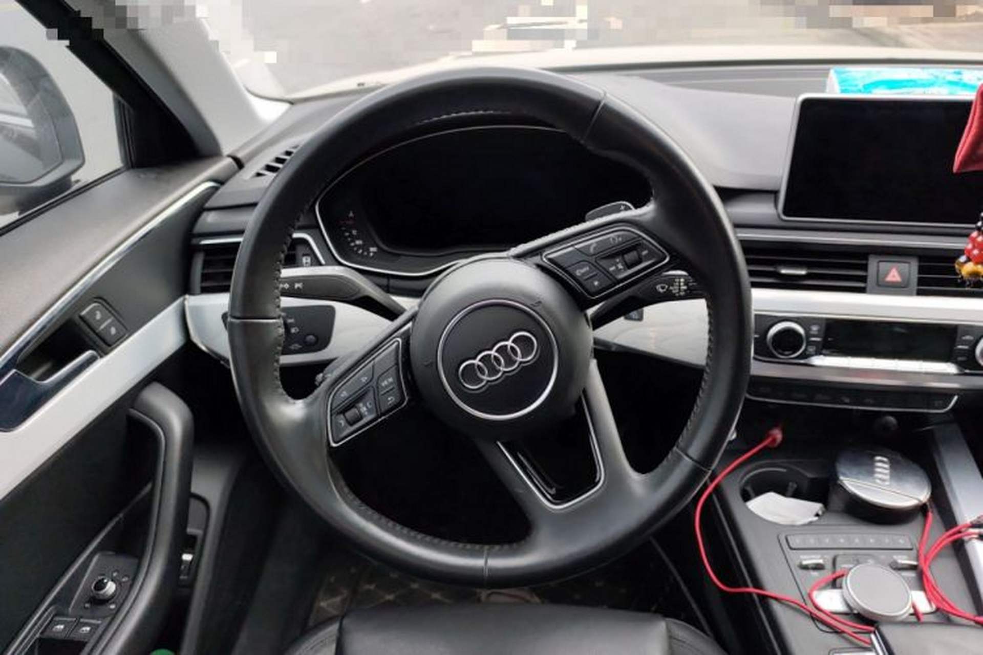 Used Audi A4L 2019 40 TFSI Fashion Version China V Steering Wheel