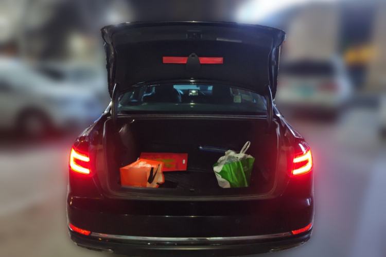 Used Audi A4L 2019 40 TFSI Ambition China VI Trunk