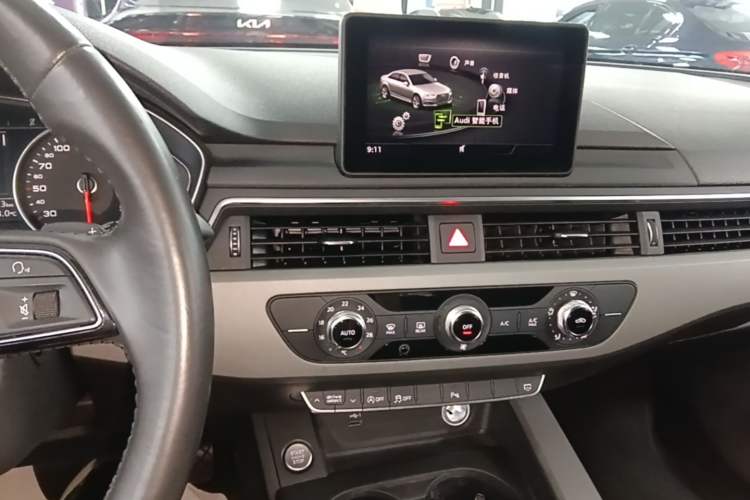 Used Audi A4L 2019 40 TFSI Ambition Version China V Audio And AC Panel