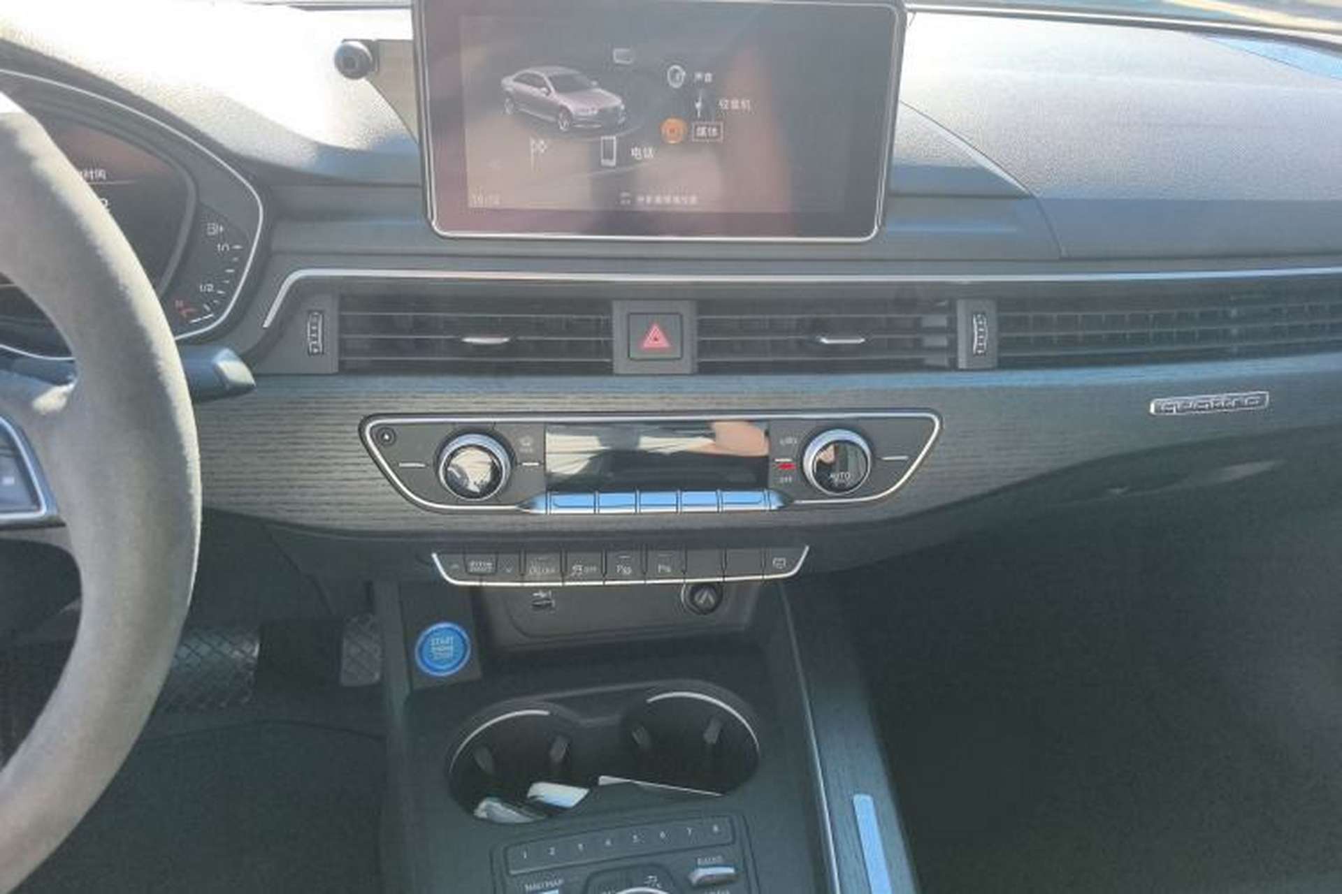 Used Audi A4L 2019 40 TFSI Fashion Version China V Audio And AC Panel