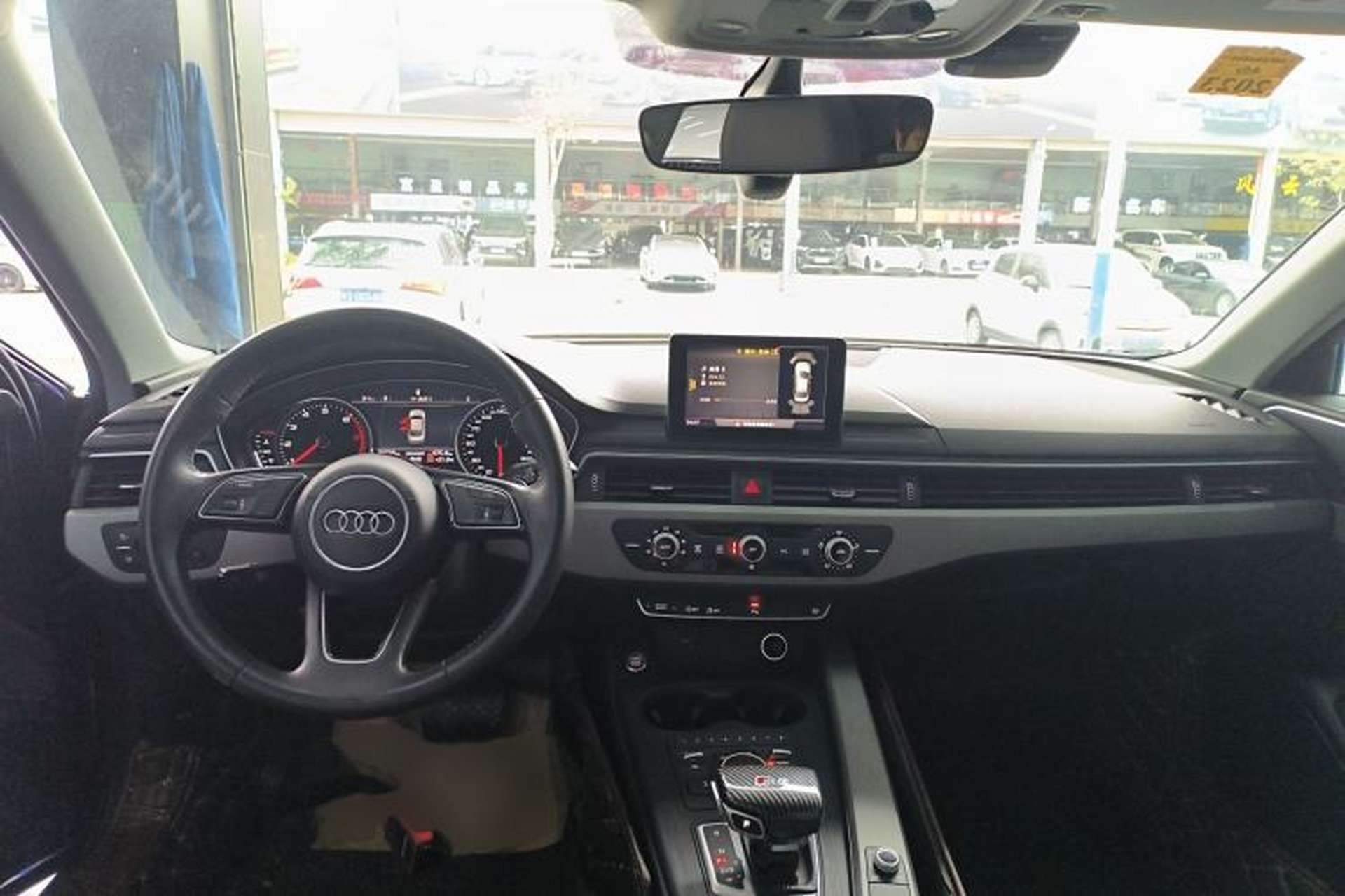 Used Audi A4L 2019 40 TFSI Ambition China VI Center Console
