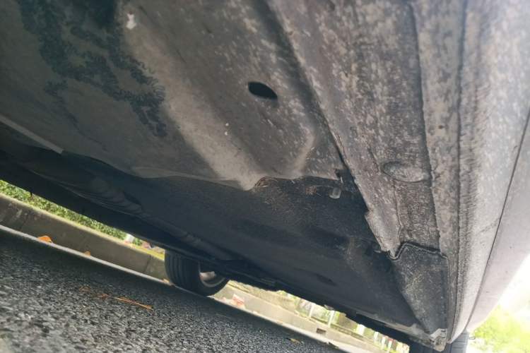 Used Audi A4L 2019 40 TFSI Fashion Edition China VI Emission Standard Chassis Front Left
