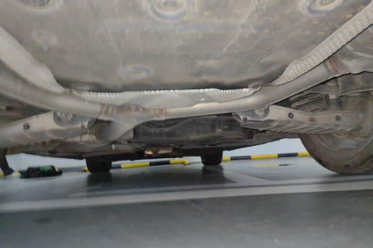 Used Audi A4L 2019 40 TFSI Fashion Edition China VI Emission Standard Chassis Rear
