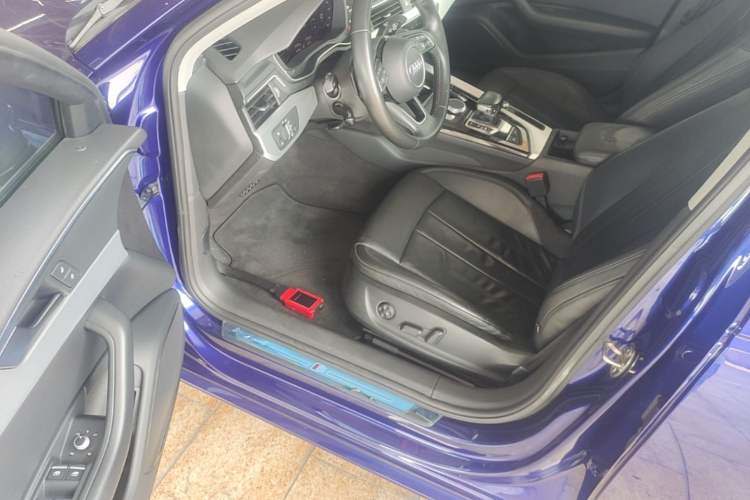 Used Audi A4L 2019 40 TFSI Fashion Version China V Driver Seat