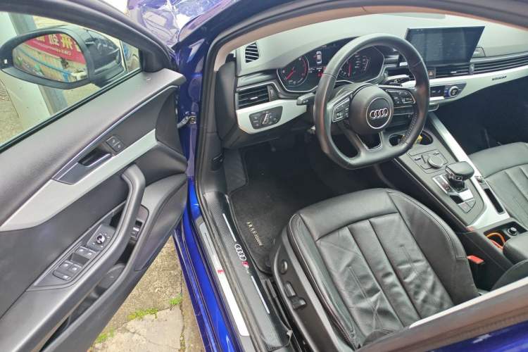 Used Audi A4L 2019 45 TFSI quattro Individual Sport Edition China VI Driver Seat