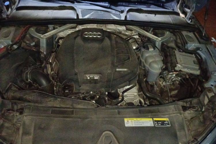Used Audi A4L 2019 40 TFSI Fashion Version China V Engine Bay