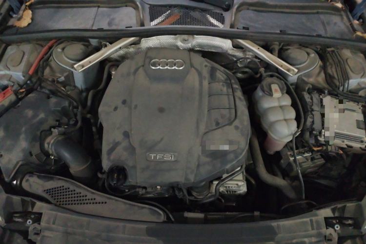 Used Audi A4L 2019 40 TFSI Ambition Version China V Engine Bay