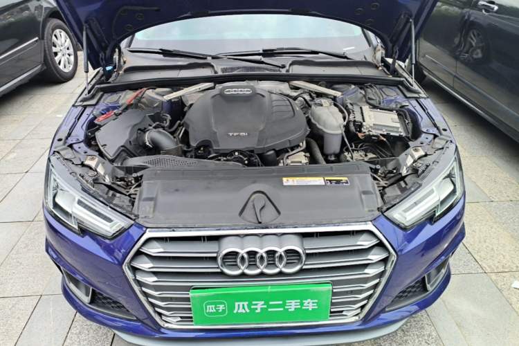Used Audi A4L 2019 40 TFSI Fashion Version China V Engine Bay