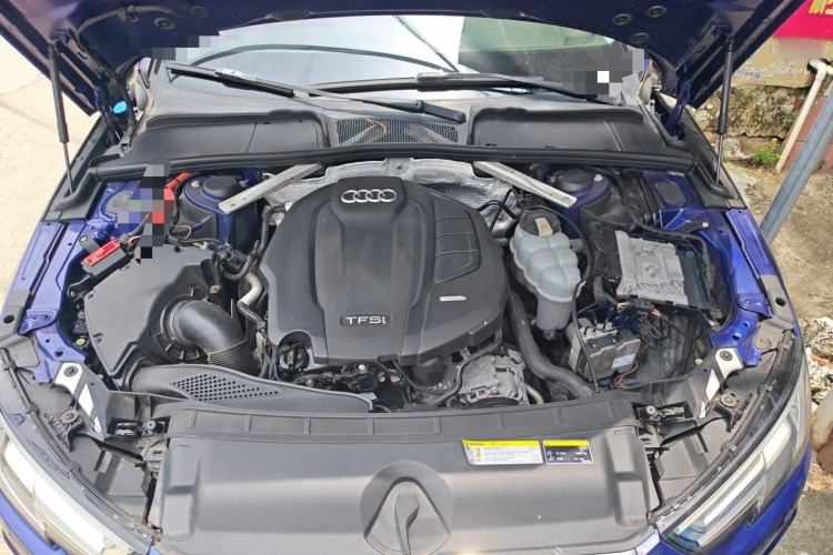 Used Audi A4L 2019 45 TFSI quattro Individual Sport Edition China VI Engine Bay