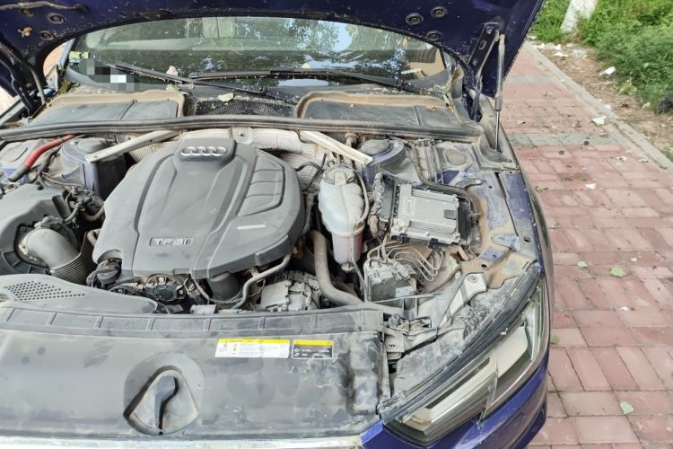Used Audi A4L 2019 40 TFSI Fashion Version China V Engine Bay Left