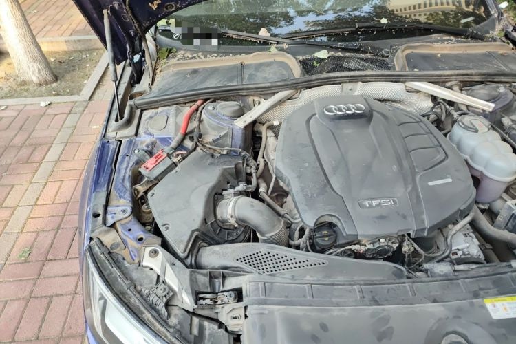 Used Audi A4L 2019 40 TFSI Fashion Version China V Engine Bay Right