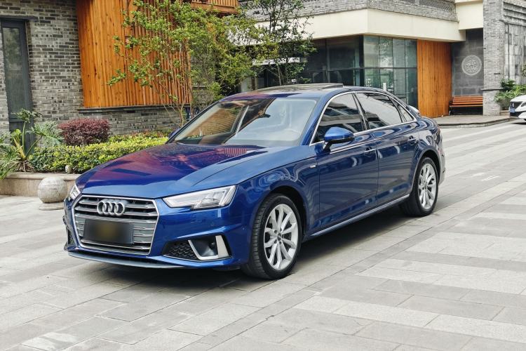 Used Audi A4L 2019 40 TFSI Fashion Edition China VI Emission Standard Exterior 1
