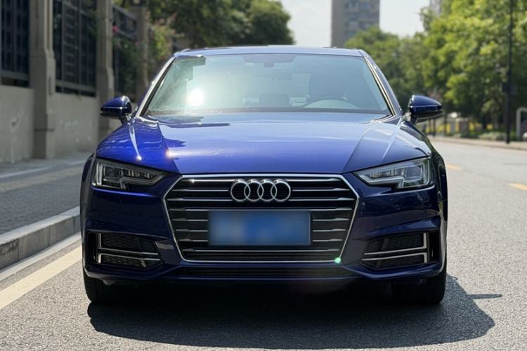 Used Audi A4L 2019 40 TFSI Ambition China VI Exterior 4