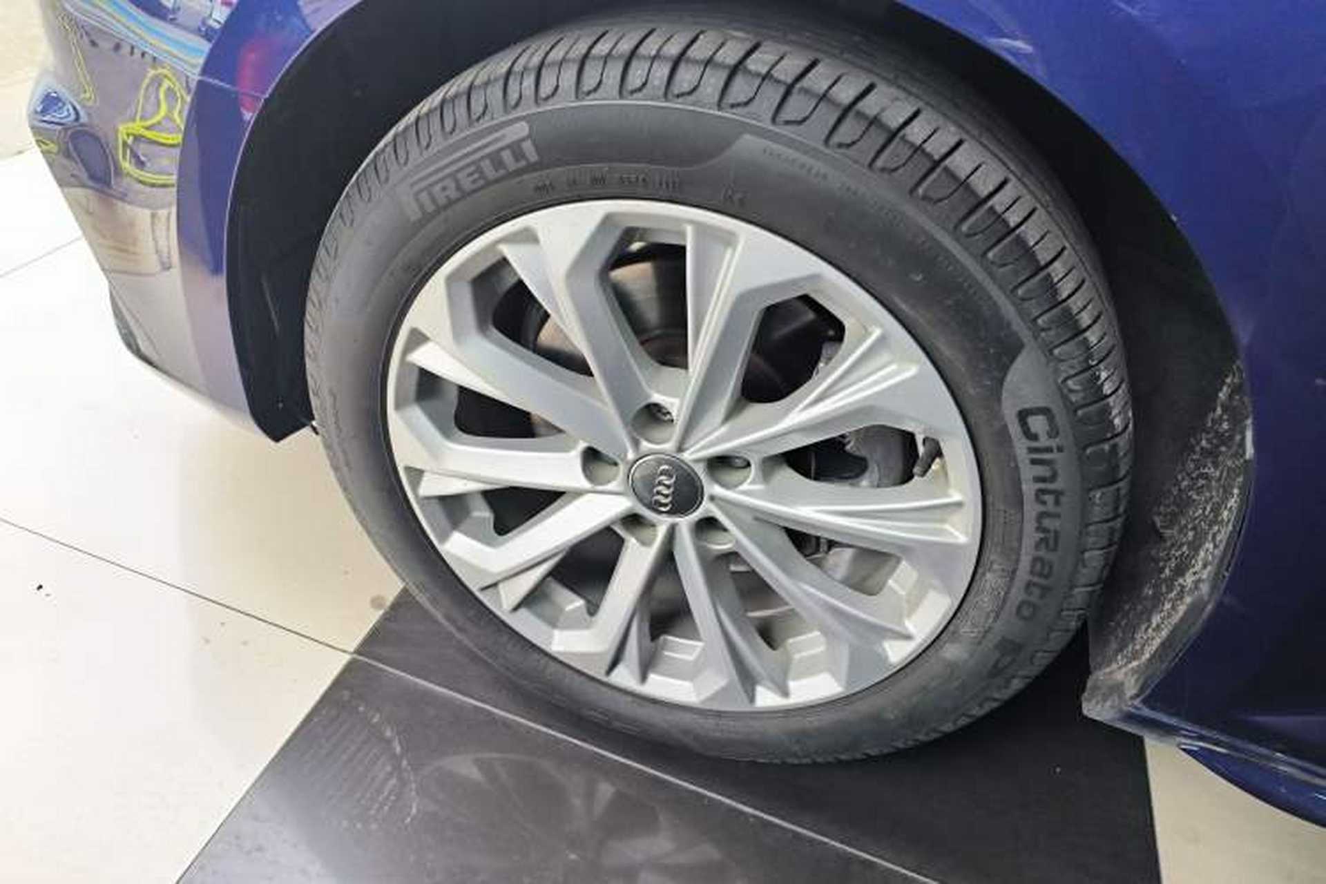 Used Audi A4L 2019 40 TFSI Ambition China VI Exterior 4
