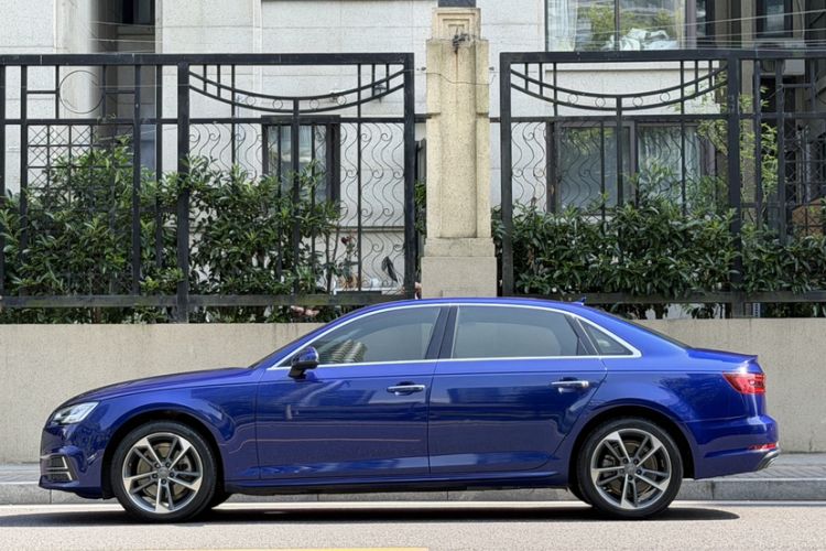Used Audi A4L 2019 40 TFSI Ambition China VI Exterior 5