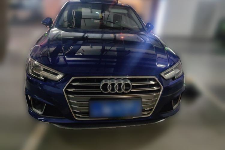Used Audi A4L 2019 40 TFSI Fashion Edition China VI Emission Standard Front