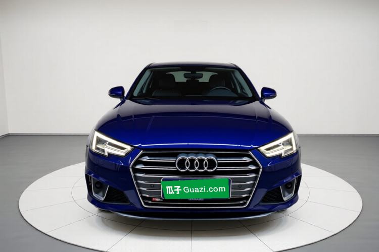 Used Audi A4L 2019 40 TFSI Fashion Edition China VI Emission Standard Front