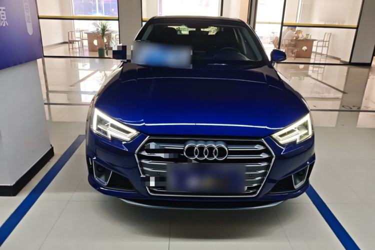 Used Audi A4L 2019 40 TFSI Fashion Edition China VI Emission Standard Front