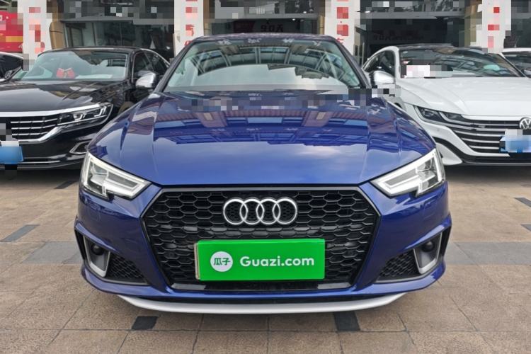 Used Audi A4L 2019 40 TFSI Fashion Edition China VI Emission Standard Front