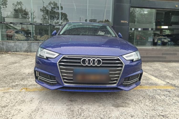 Used Audi A4L 2019 40 TFSI Ambition China VI Front