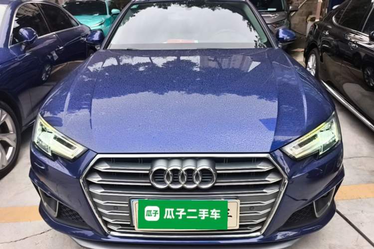 Used Audi A4L 2019 40 TFSI Fashion Edition China VI Emission Standard Front