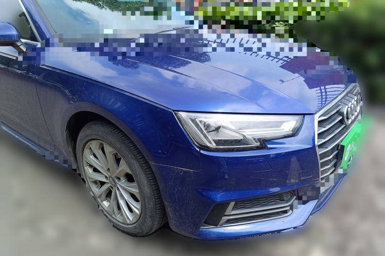 Used Audi A4L 2019 40 TFSI Ambition China VI Front Right 45 Deg