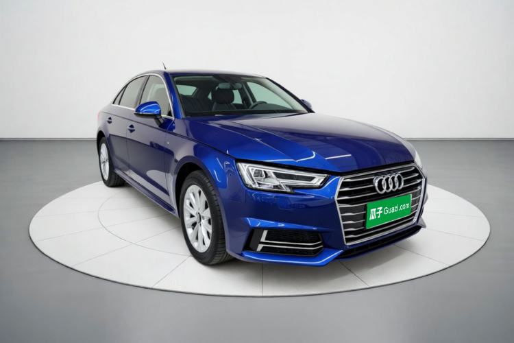 Used Audi A4L 2019 40 TFSI Ambition China VI Front Right 45 Deg