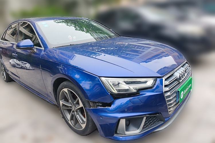Used Audi A4L 2019 40 TFSI Fashion Edition China VI Emission Standard Front Right 45 Deg