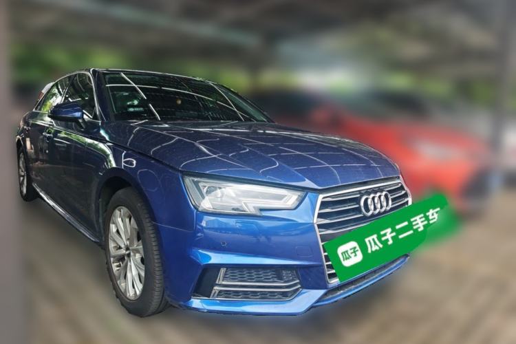 Used Audi A4L 2019 40 TFSI Ambition China VI Front Right 45 Deg