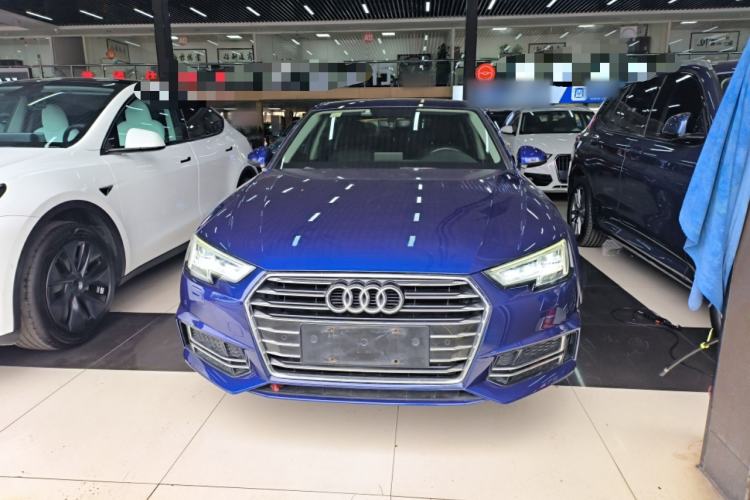 Used Audi A4L 2019 40 TFSI Ambition China VI Front