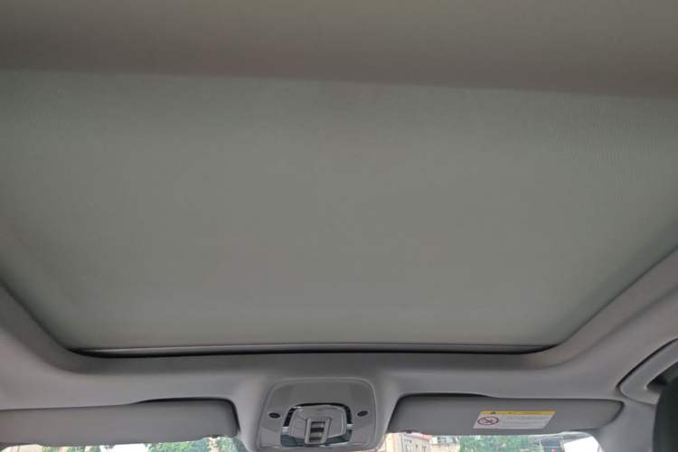 Used Audi A4L 2019 40 TFSI Fashion Edition China VI Emission Standard Headliner