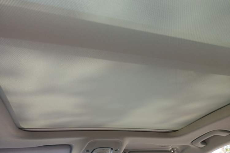 Used Audi A4L 2019 40 TFSI Fashion Edition China VI Emission Standard Headliner