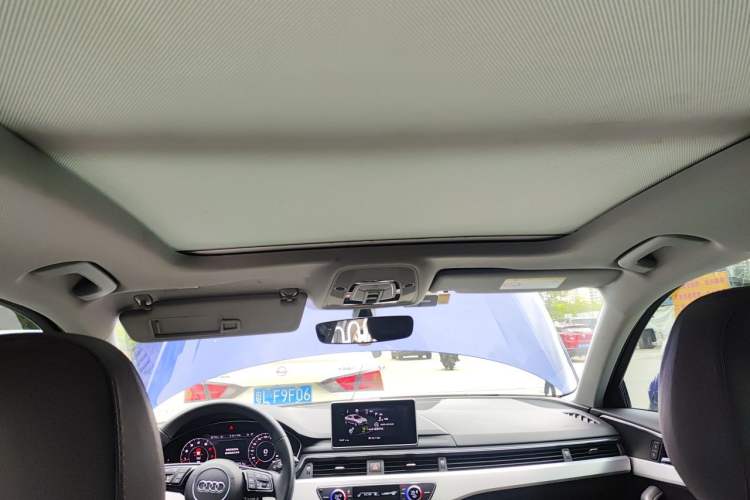 Used Audi A4L 2019 40 TFSI Fashion Version China V Headliner