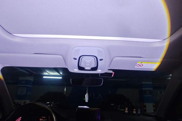 Used Audi A4L 2019 40 TFSI Ambition China VI Headliner