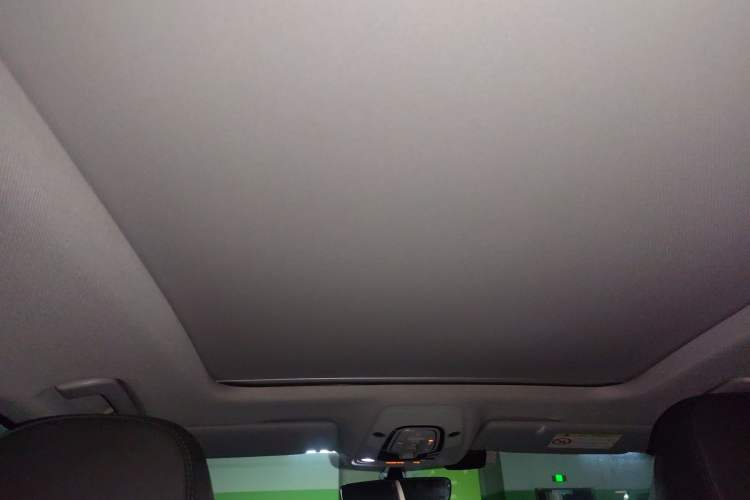 Used Audi A4L 2019 40 TFSI Fashion Edition China VI Emission Standard Headliner