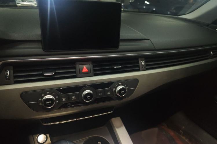 Used Audi A4L 2019 40 TFSI Ambition China VI Instrument Cluster