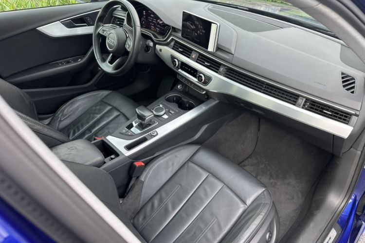 Used Audi A4L 2019 40 TFSI Fashion Version China V Interior 5