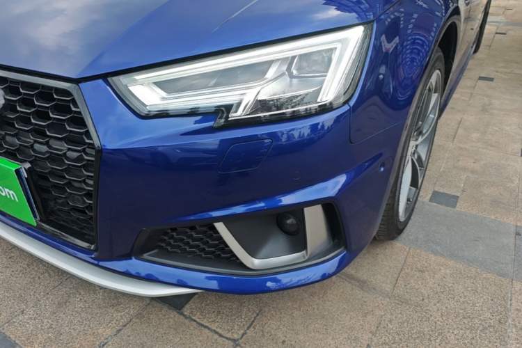 Used Audi A4L 2019 40 TFSI Fashion Edition China VI Emission Standard Left Front Headlight
