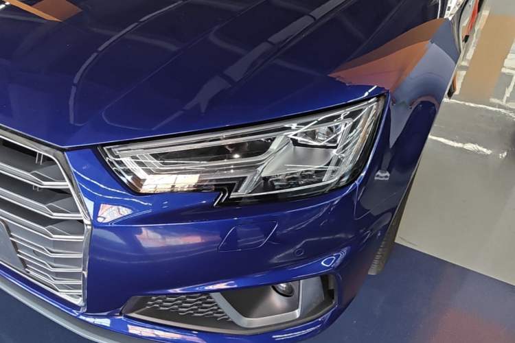 Used Audi A4L 2019 40 TFSI Fashion Version China V Left Front Headlight