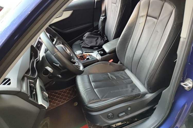 Used Audi A4L 2019 40 TFSI Fashion Version China V Left Front Seat