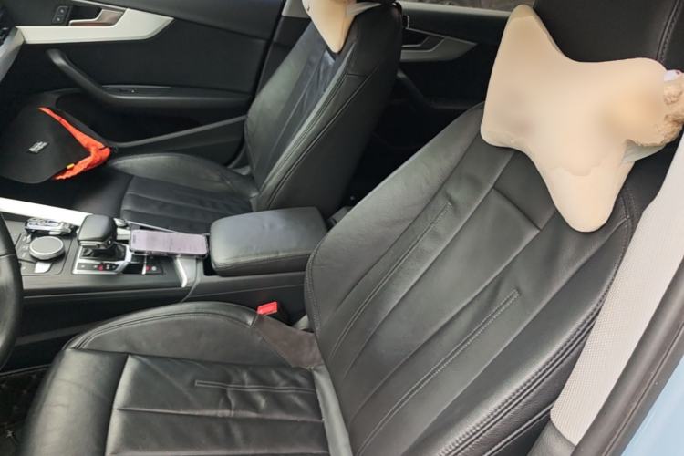 Used Audi A4L 2019 40 TFSI Fashion Edition China VI Emission Standard Left Front Seat