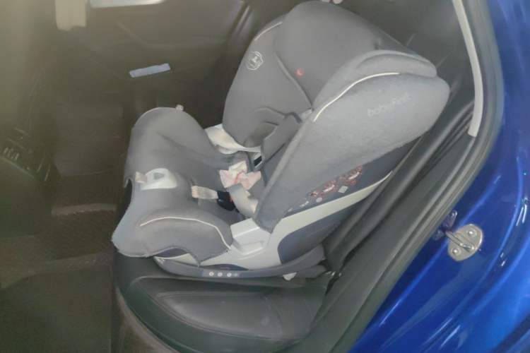 Used Audi A4L 2019 40 TFSI Fashion Edition China VI Emission Standard Left Rear Seat