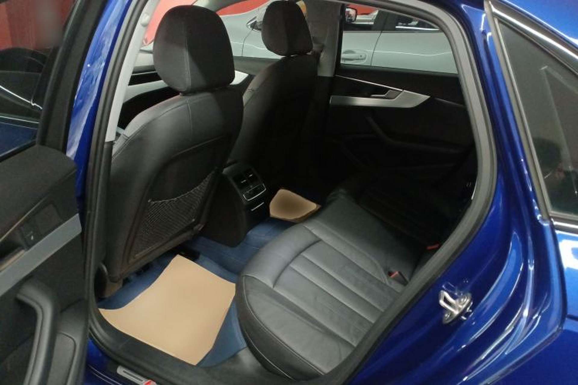 Used Audi A4L 2019 40 TFSI Fashion Edition China VI Emission Standard Left Rear Seat