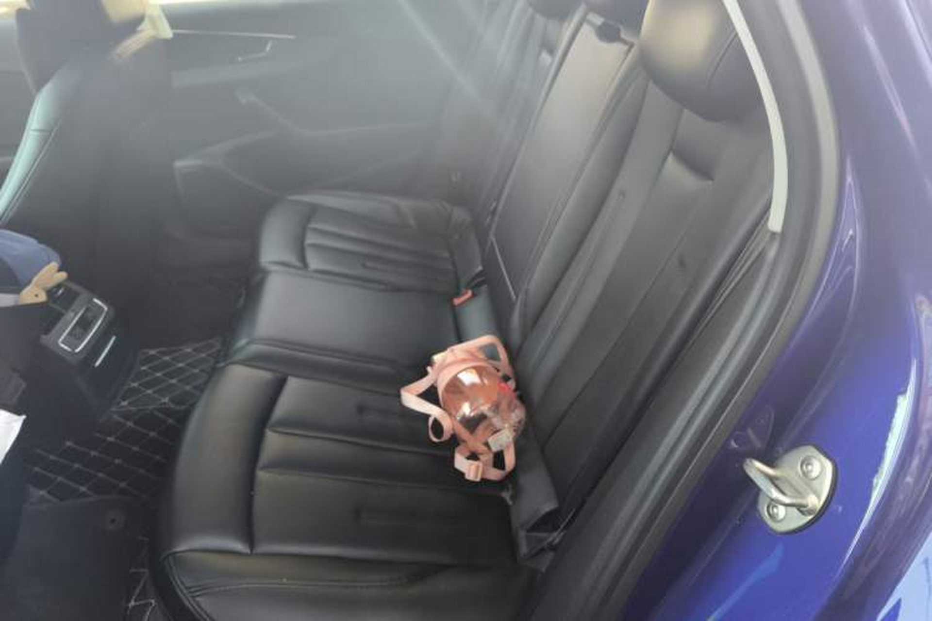 Used Audi A4L 2019 40 TFSI Ambition China VI Left Rear Seat
