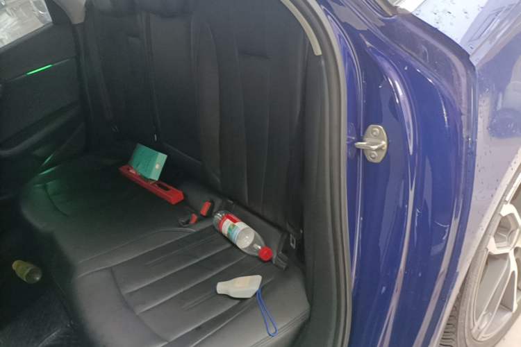 Used Audi A4L 2019 40 TFSI Ambition China VI Left Rear Seat