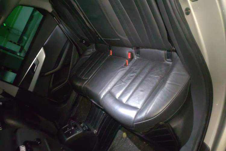 Used Audi A4L 2019 40 TFSI Fashion Edition China VI Emission Standard Left Rear Seat
