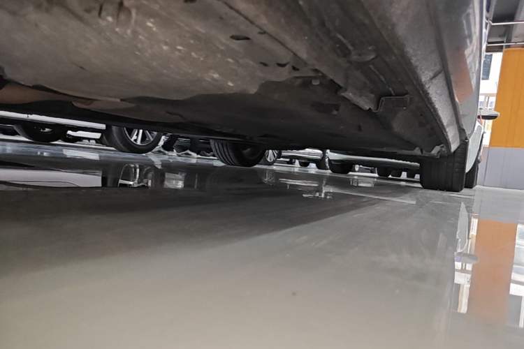 Used Audi A4L 2019 40 TFSI Fashion Version China V Left Side Sill