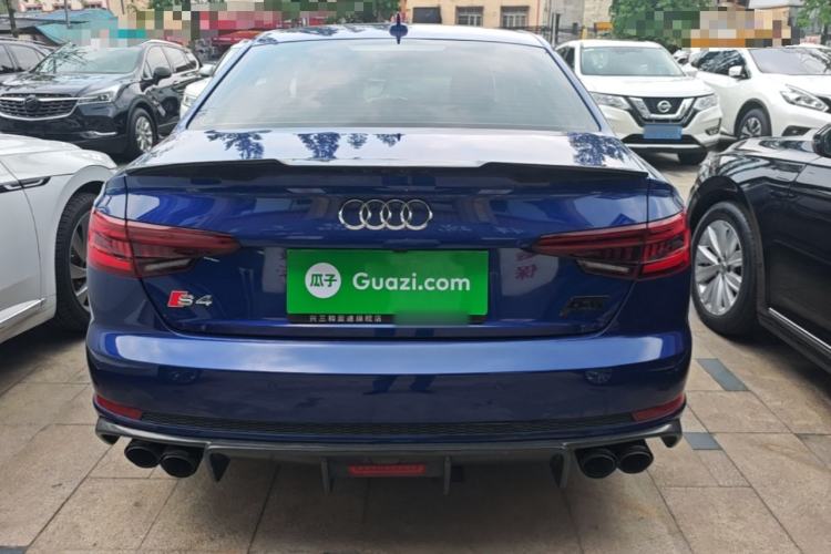 Used Audi A4L 2019 40 TFSI Fashion Edition China VI Emission Standard Rear
