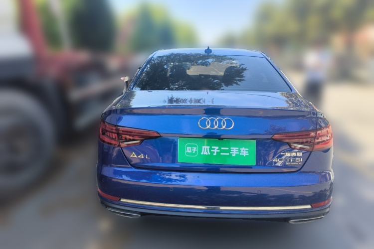 Used Audi A4L 2019 40 TFSI Ambition China VI Rear