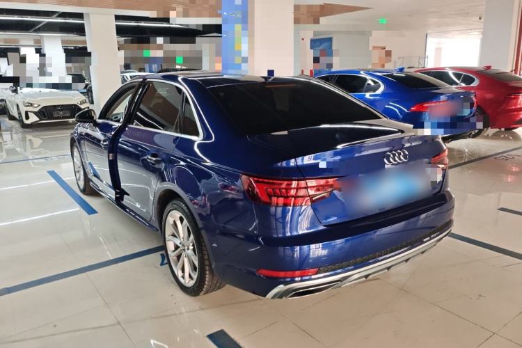 Used Audi A4L 2019 40 TFSI Fashion Edition China VI Emission Standard Rear Left 45 Deg